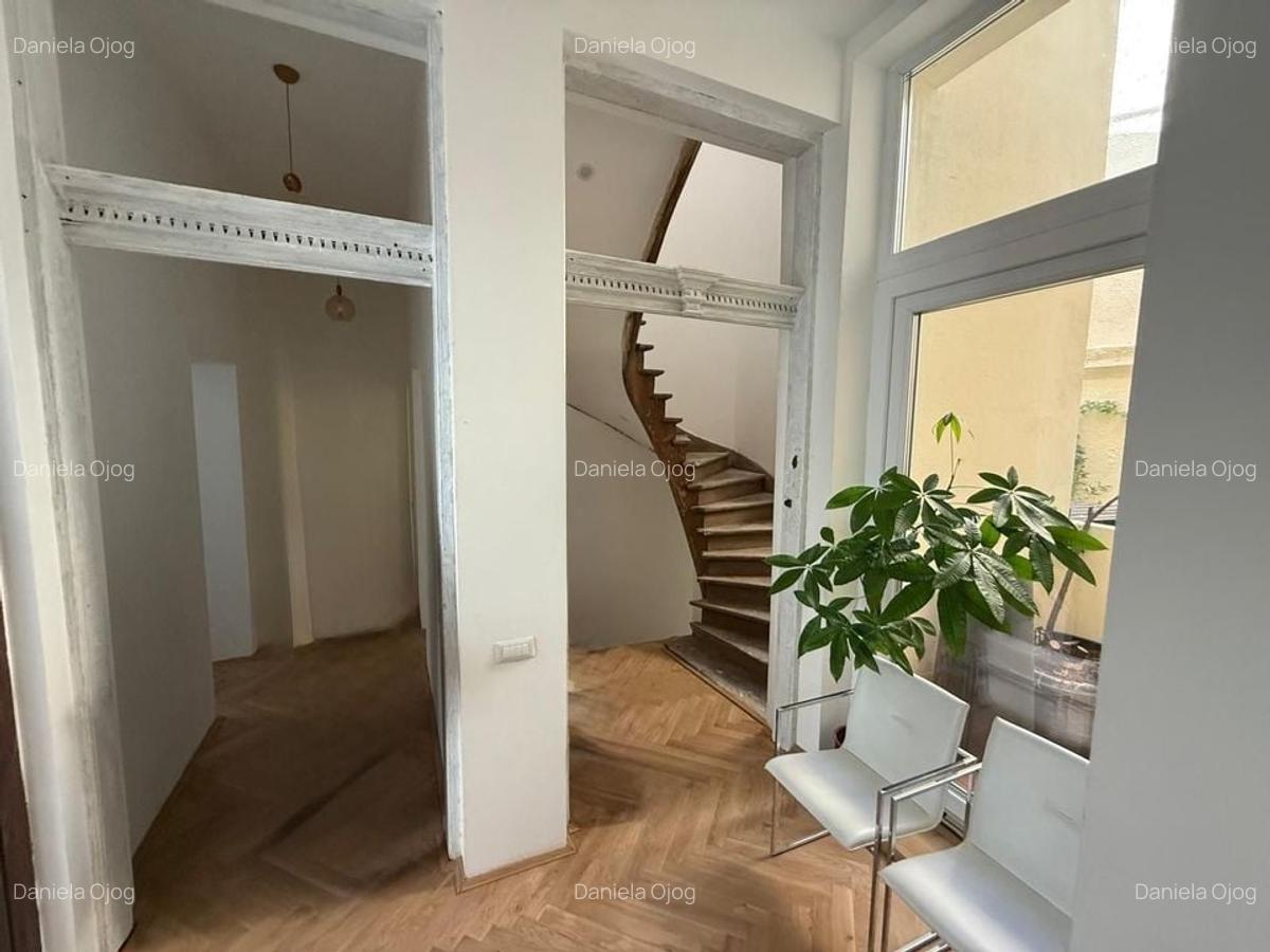 Vilă elegant renovata pentru business de prestigiu - 26