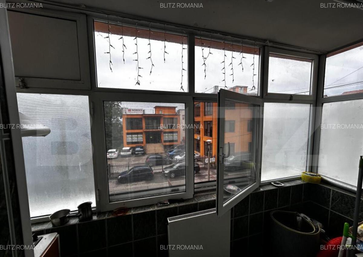 Apartament de vanzare, 95 mp, Strada Victoriei - 7