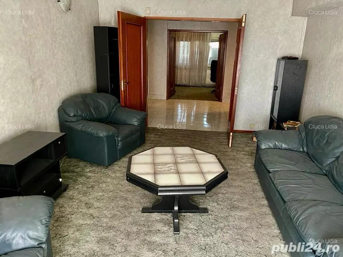 Inchiriez apartament cu 4 camere, in centru, bd Unirii - 4