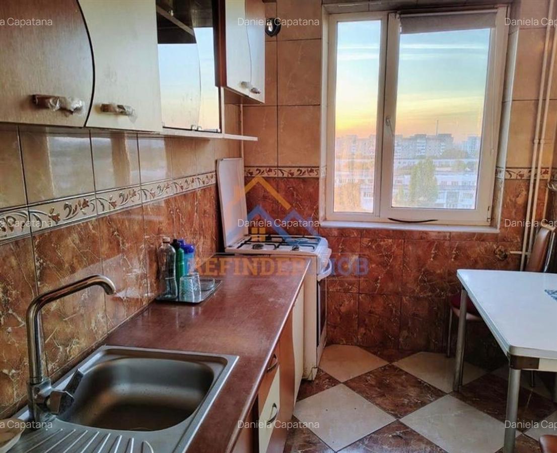 Apartament cu 3 camere semidecomandat în Valea Ialomiței - 8