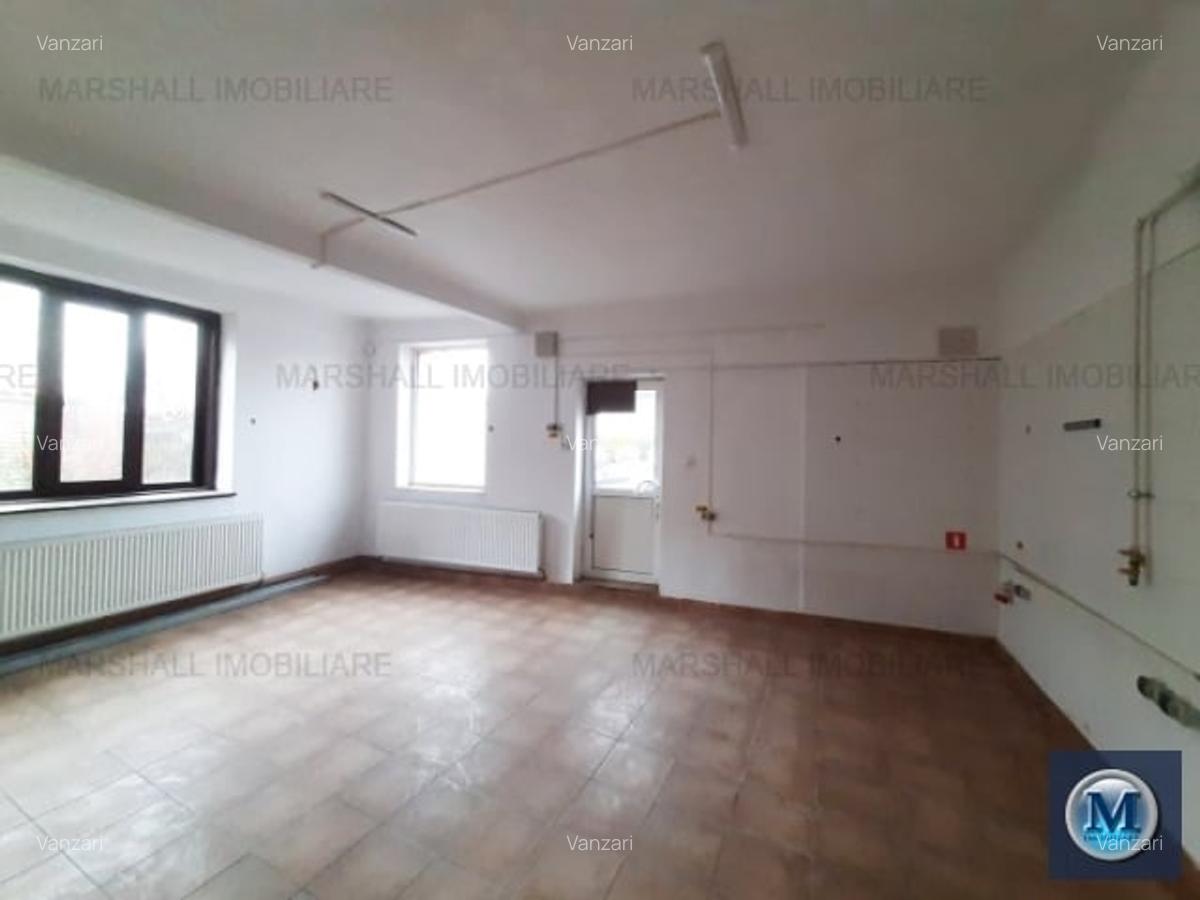 Casă cu 11 camere în Gheorghe Doja - 12