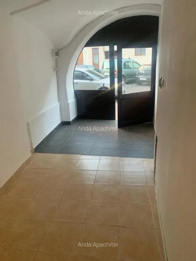 Spatiu Comercial 15 mp Central - 2