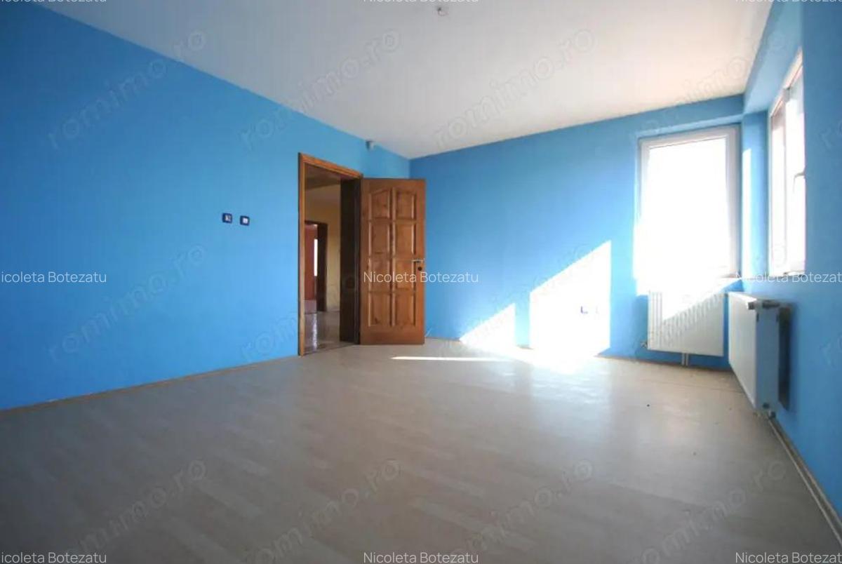 Casa cu o arhitectura deosebita si teren generos in zona Mehala - 13