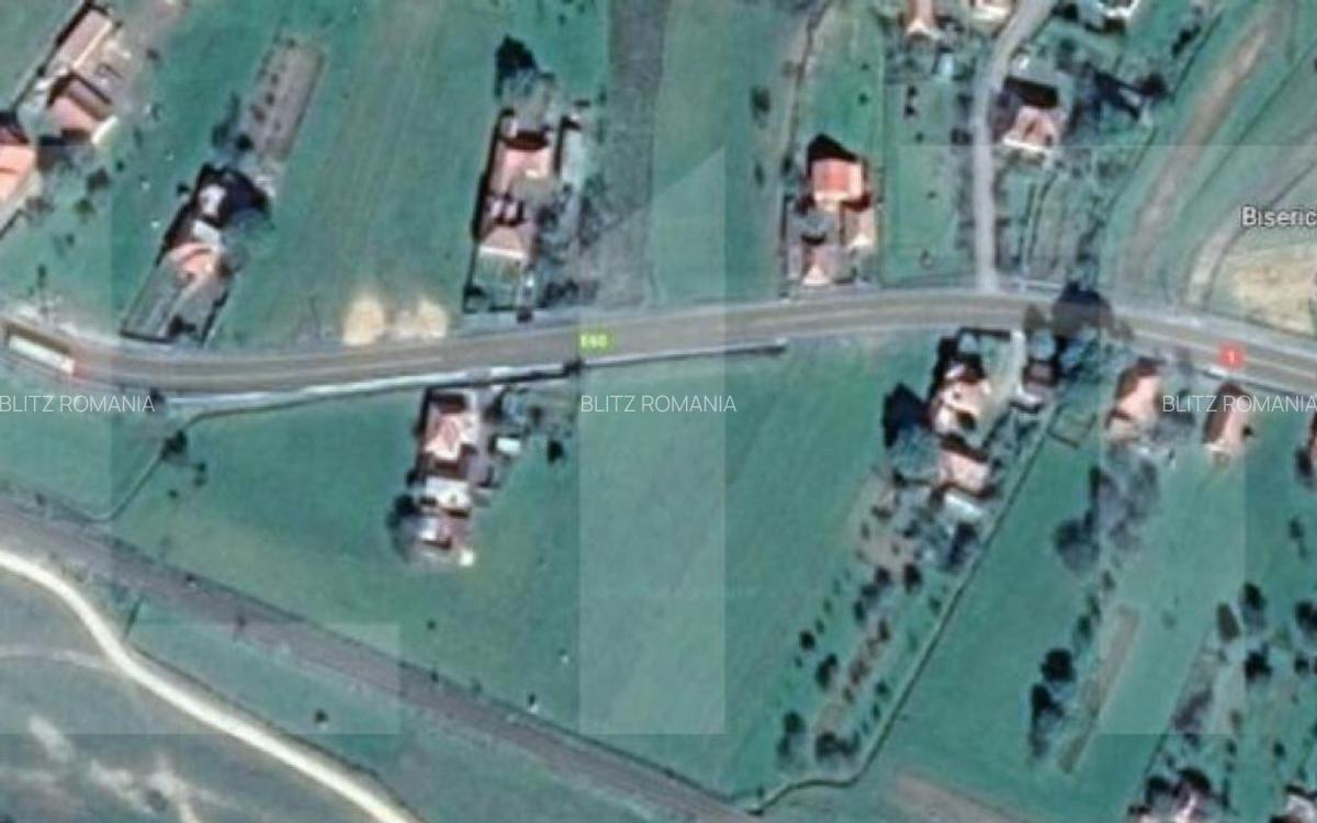Teren intravilan 4000 mp, dispus pe 2 parcele, Salicea - 1