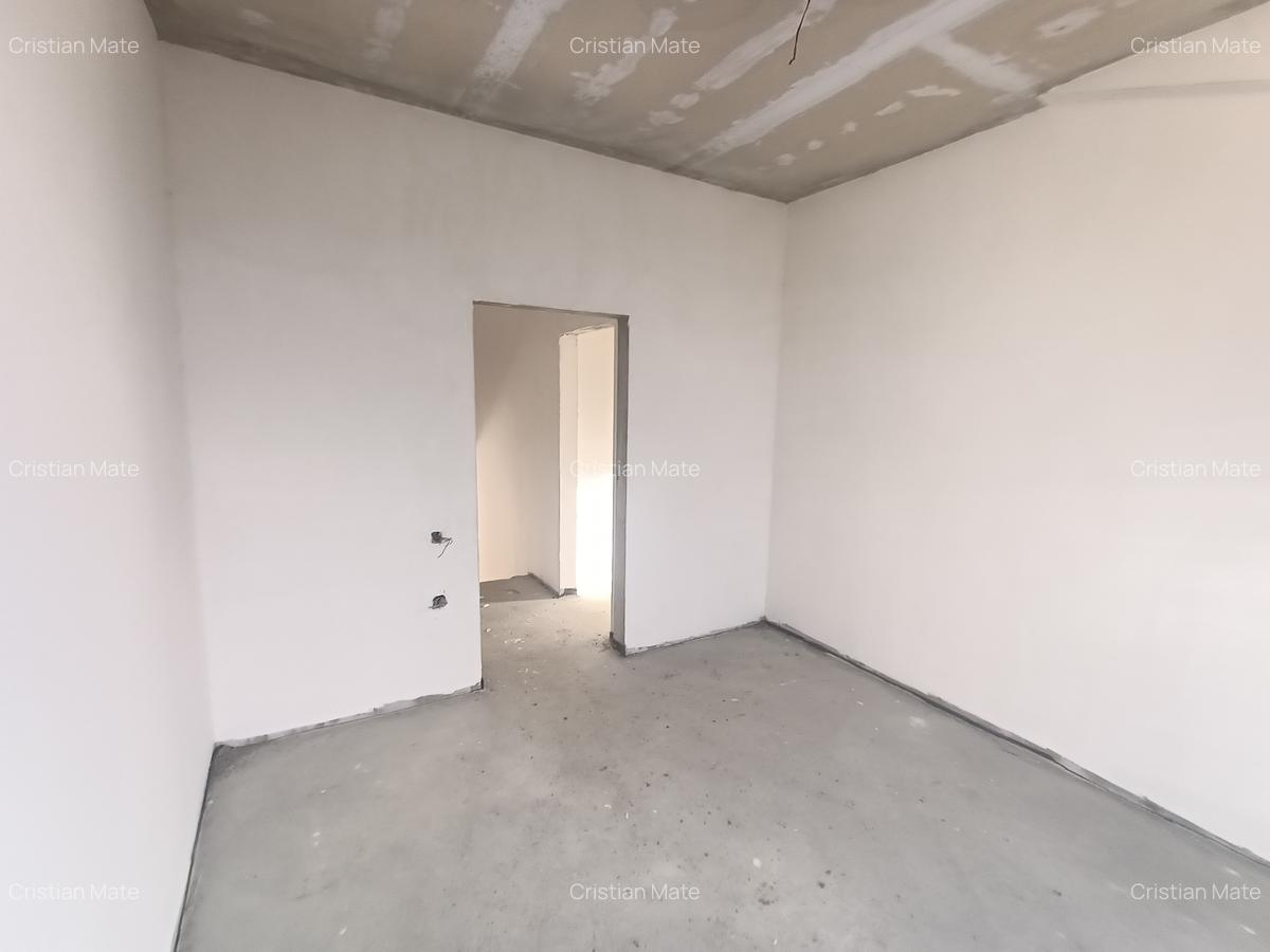 Casă cu 4 camere în Exterior Est - 9
