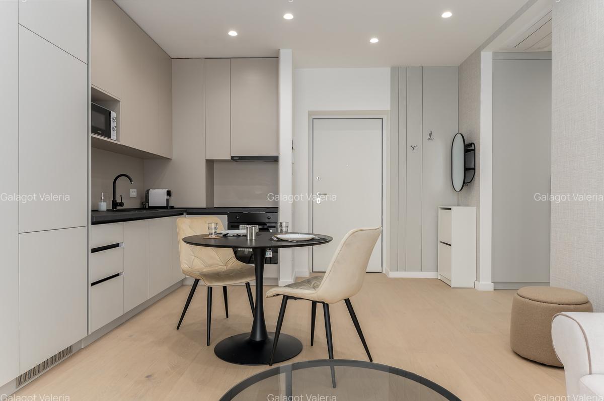 DE INCHIRIAT APARTAMENT /2 CAMERE /1000 EURO - 1