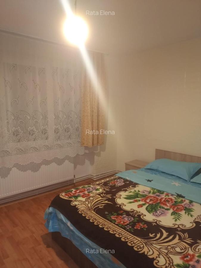 Apartament de vânzare - 2