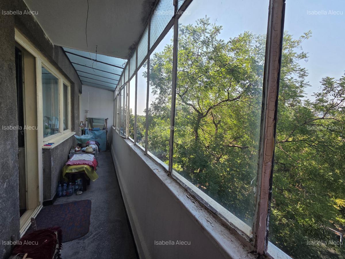 Dr.Taberei 34-Ap 3 camere-Bloc stradal/Metrou - 12