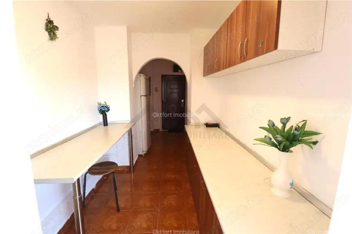 Apartament 2 camere, zona Cetatii - 5