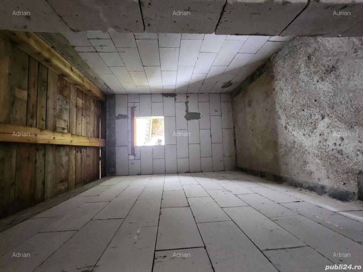 Vand casa la ro?u in sat Sancrai (Calan) - 8 Vand casa la ro?u in sat Sancrai (Calan) - 8