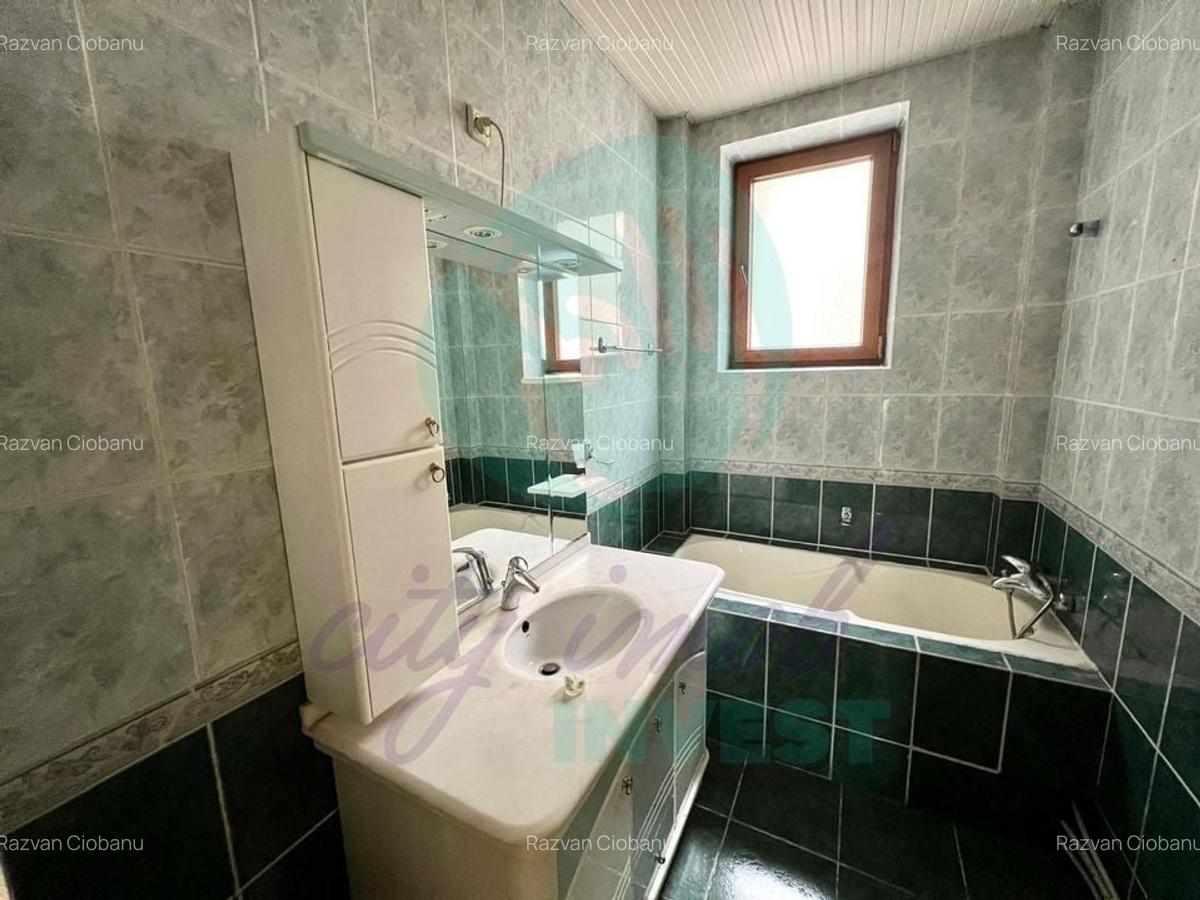 4 camere in Vila interbelica 106mp-Centrala proprie- Calea Calarasilor - 12