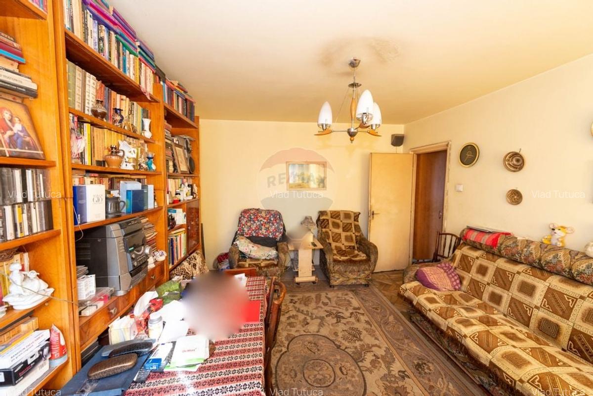 Apartament cu 3 camere semidecomandat, mobilat în Titan - 16