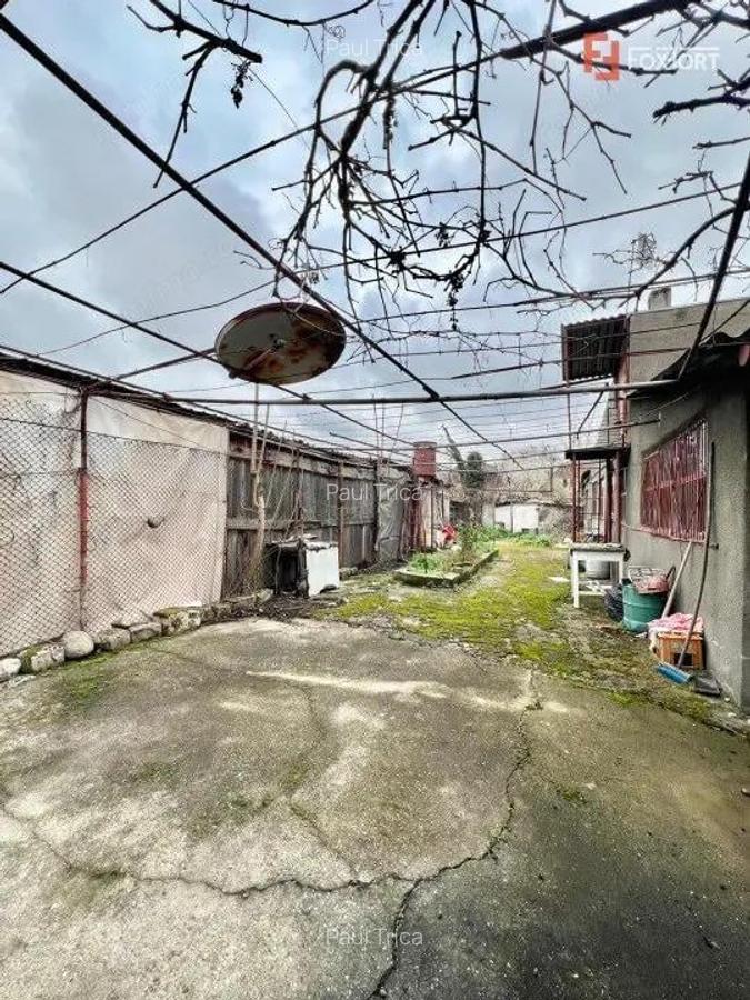 Casa individuala cu 3 camere si teren de 952 mp, zona Crisan - 7