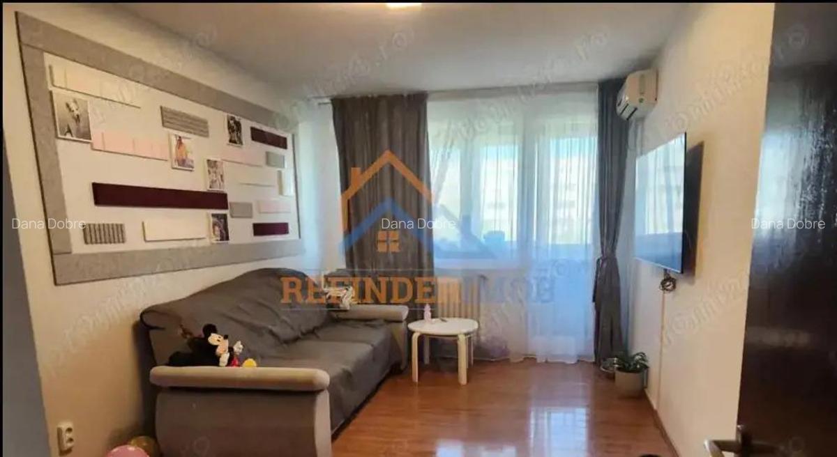Vand Apartament 2 camere Bd Obregia - 3