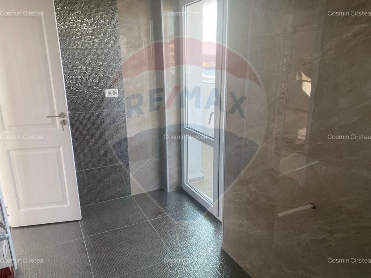 DE VANZARE Apartament cu 4 camere in zona Straulesti - 16