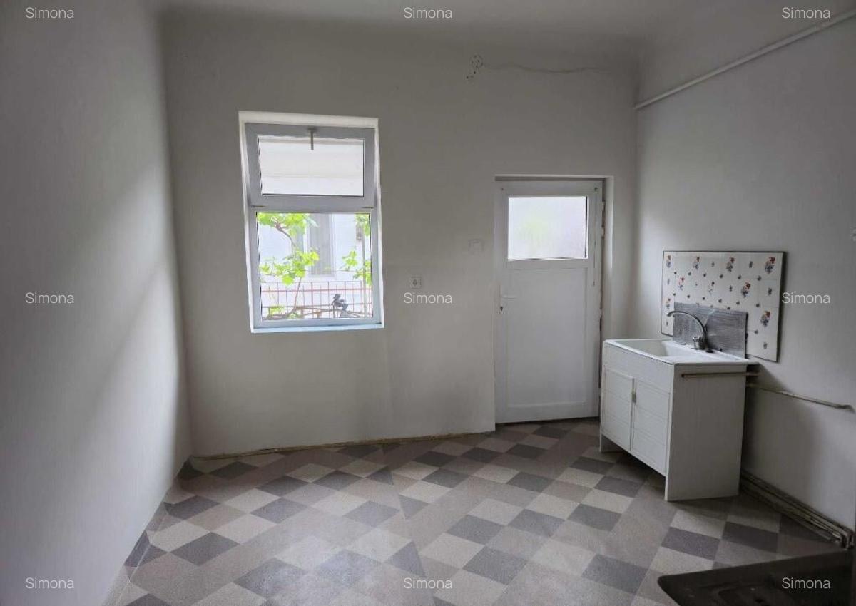 Ap 1 cam -Marasti-zona Blocul Spray - 1