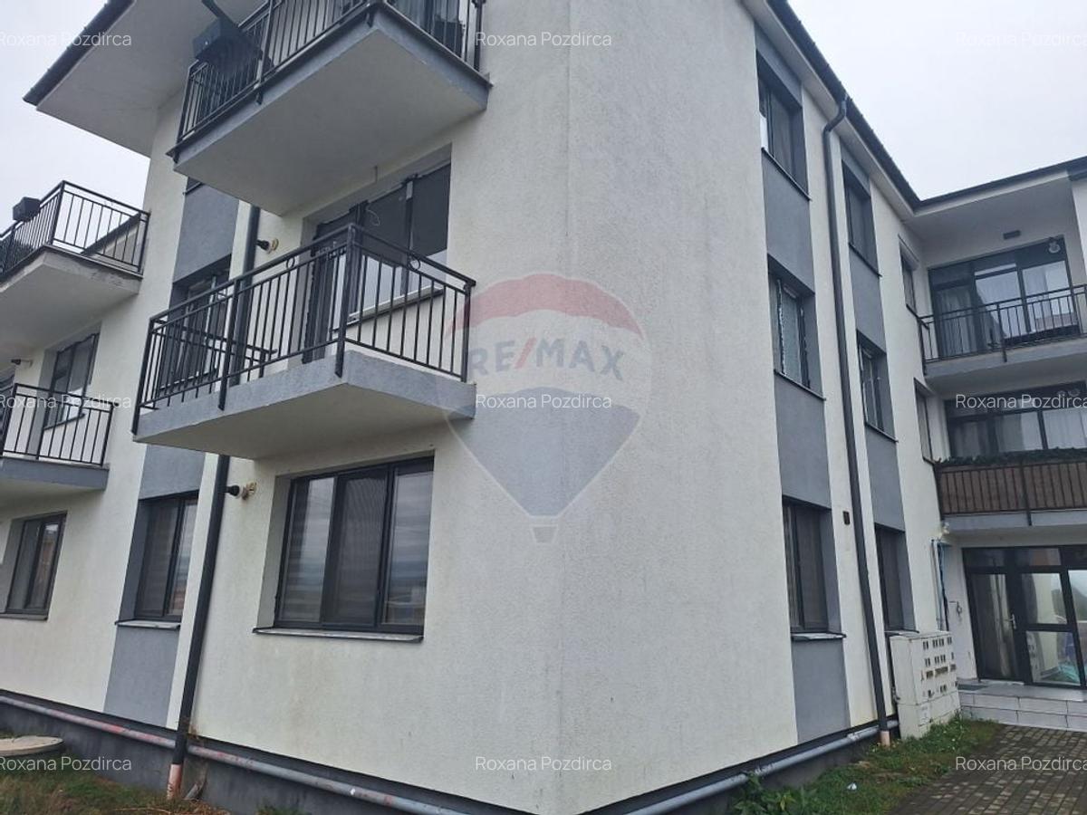 Apartament nou, de vanzare 3 camere 2 bai, et 1 - 14