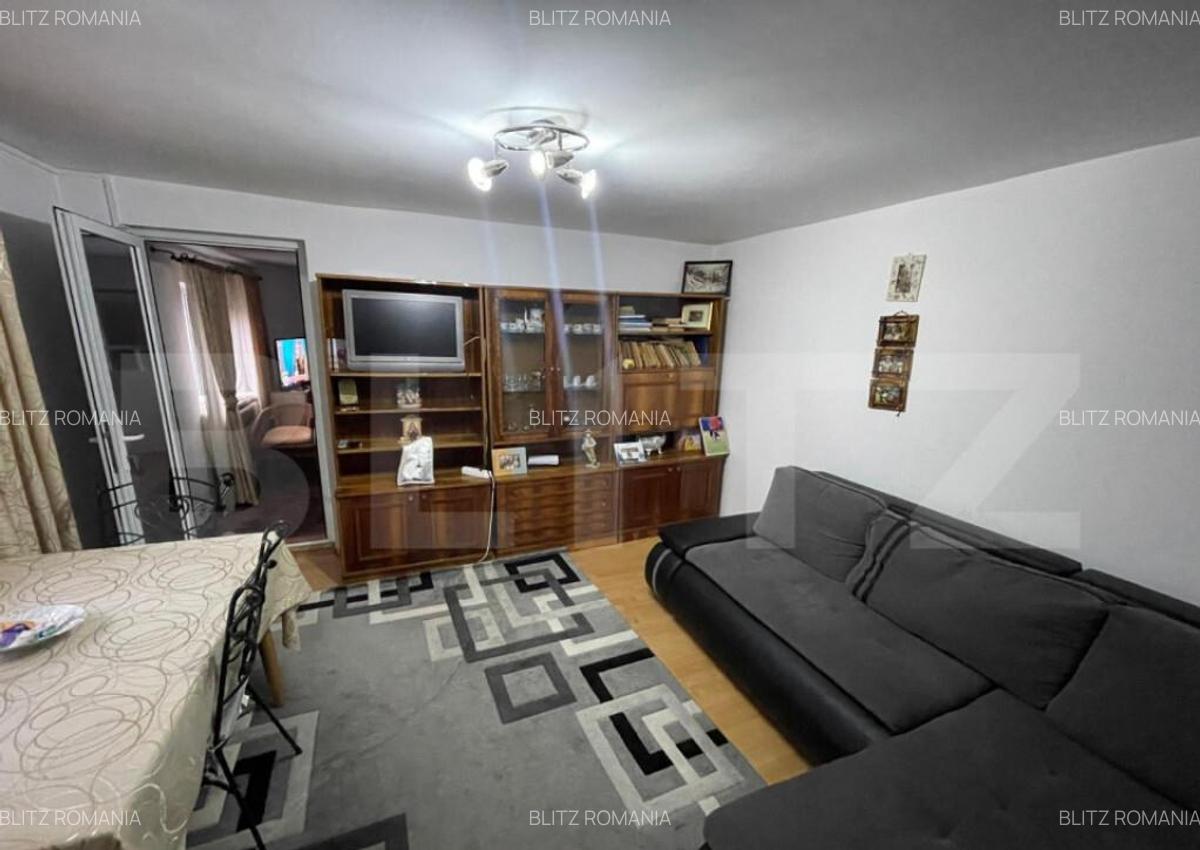 Casa 152 mp construiti, teren 438 mp, Scoala 17, Romanesti - 2