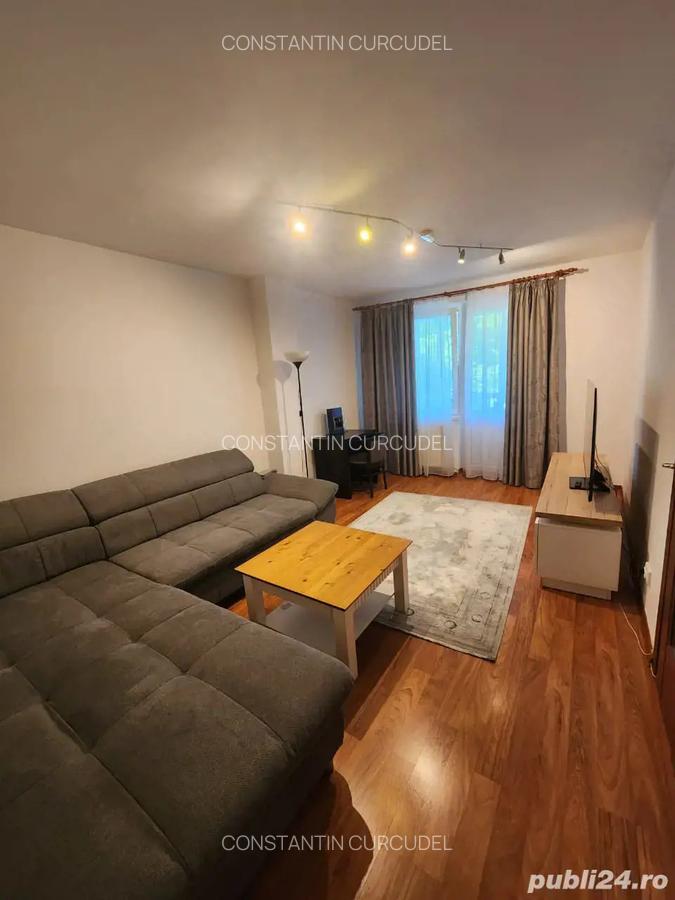 Inchiriez apartament cu 3 camere, Brasov, B-dul Grivitei - 1