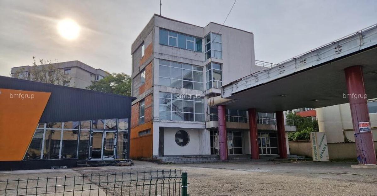 Mobil central Pitesti, pretabil diverse activitati - 2 Mobil central Pitesti, pretabil diverse activitati - 2