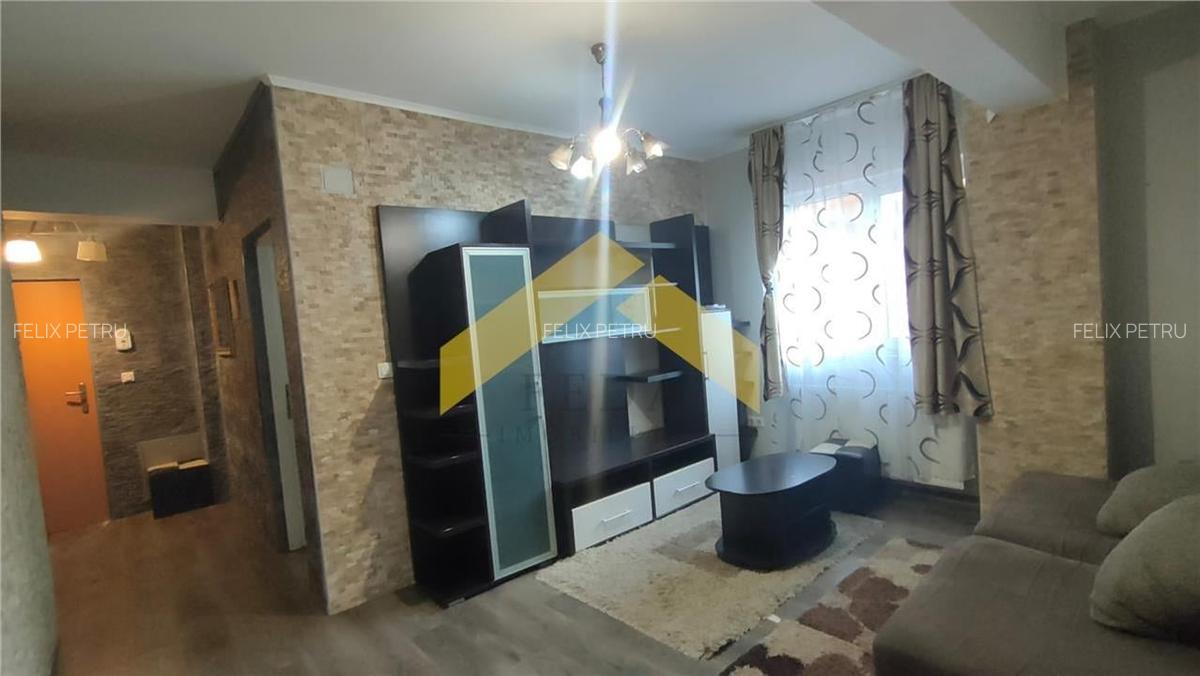 Apartament la parter 2 camere de vanzare in zona Alfa - 1