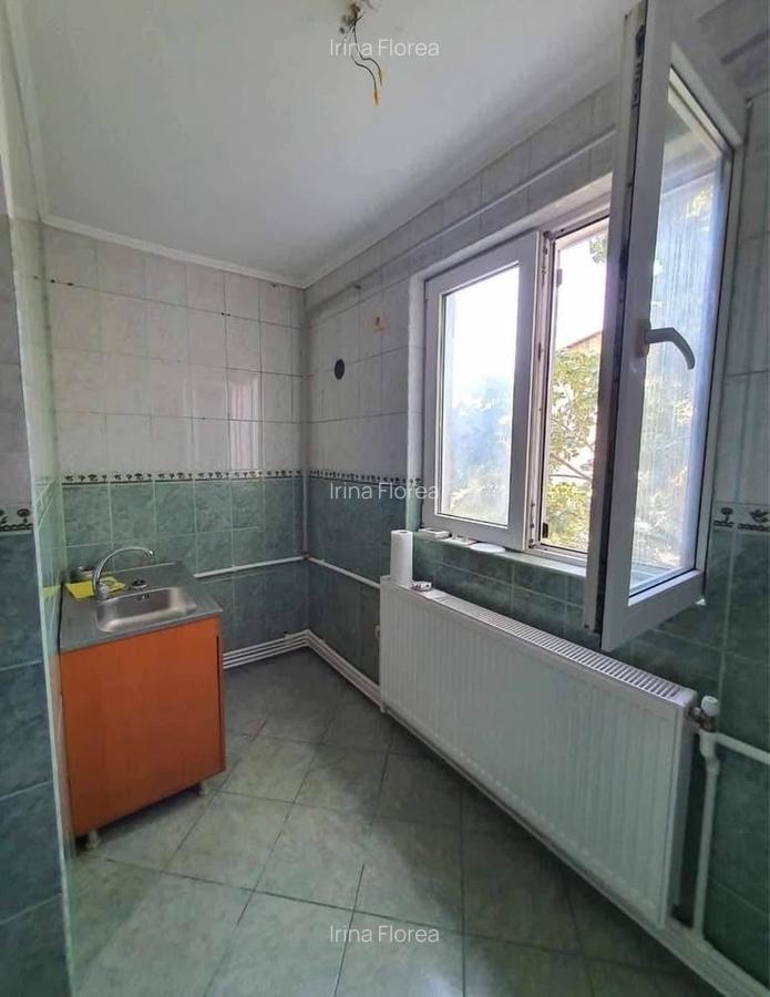 Garsoniera- Zona Sud -  etaj 4/4 -37mp - 3