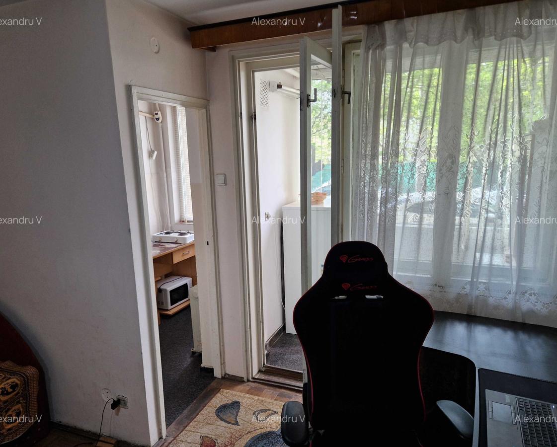 Apartament cu 2 camere decomandat, mobilat în Progresul - 5