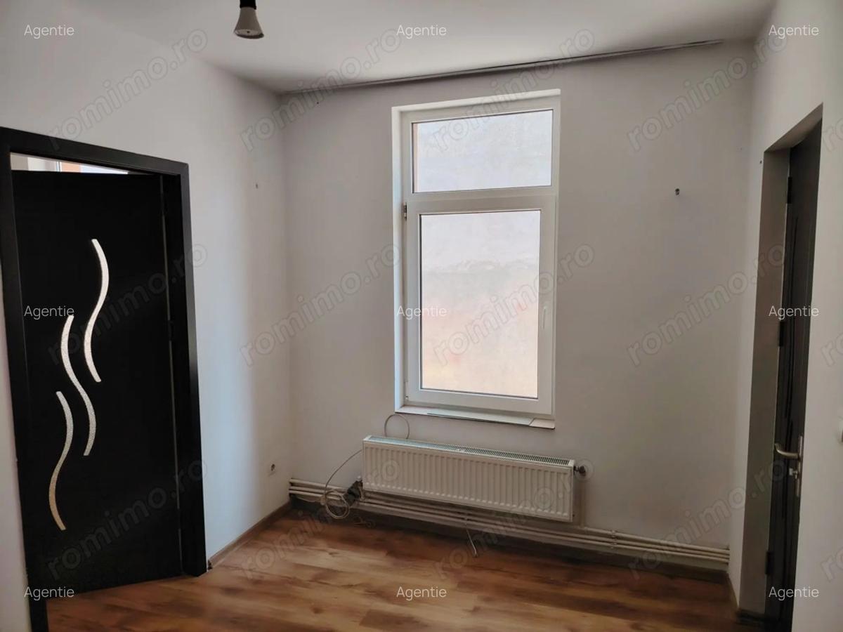 Casa,4 camere, Metrou Tineretului. - 15 Casa,4 camere, Metrou Tineretului. - 15