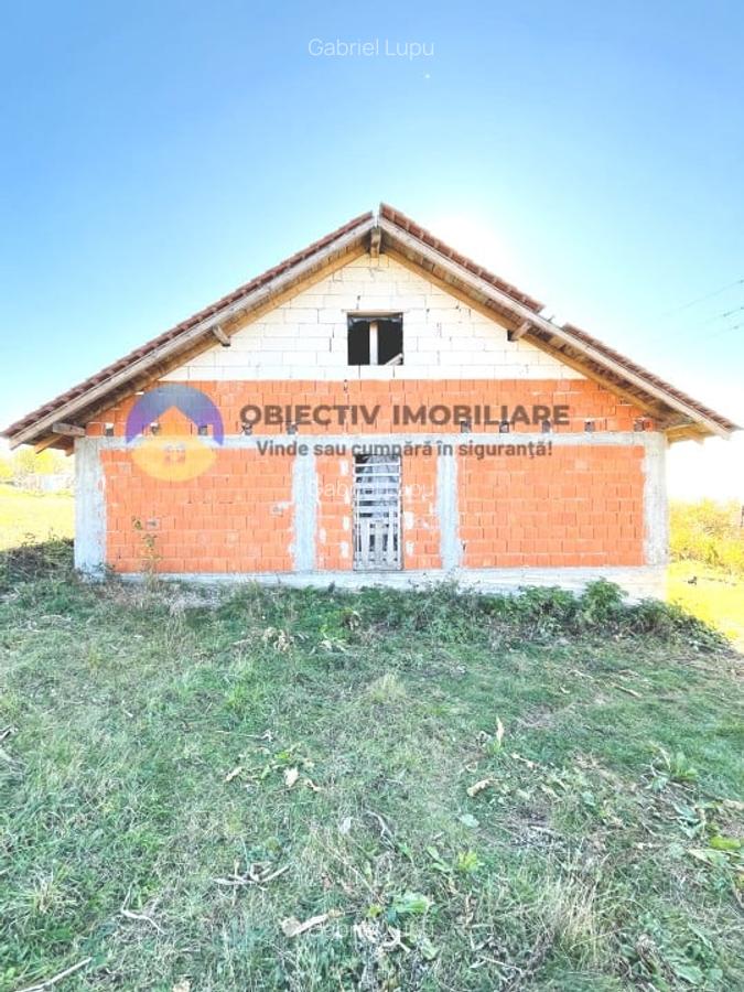 CASA la rosu   comuna STEFAN CEL MARE - 11