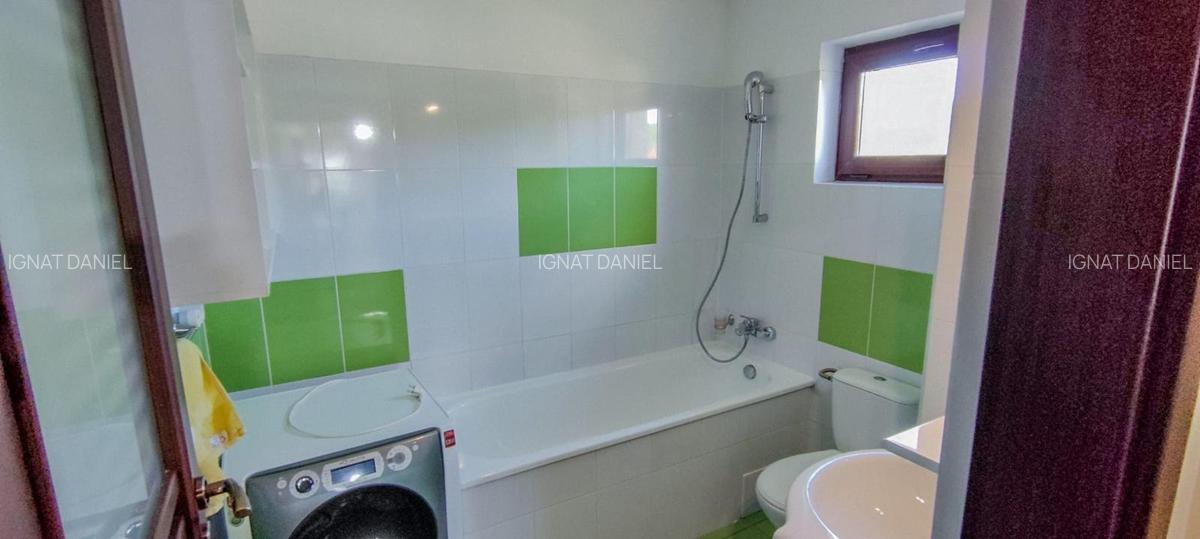 Apartament de 2 camere, decomandat, zona Podul de Fier - 8