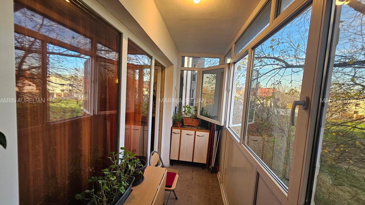 Particular 2 cam drumul taberei - Valea Oltului , - 10