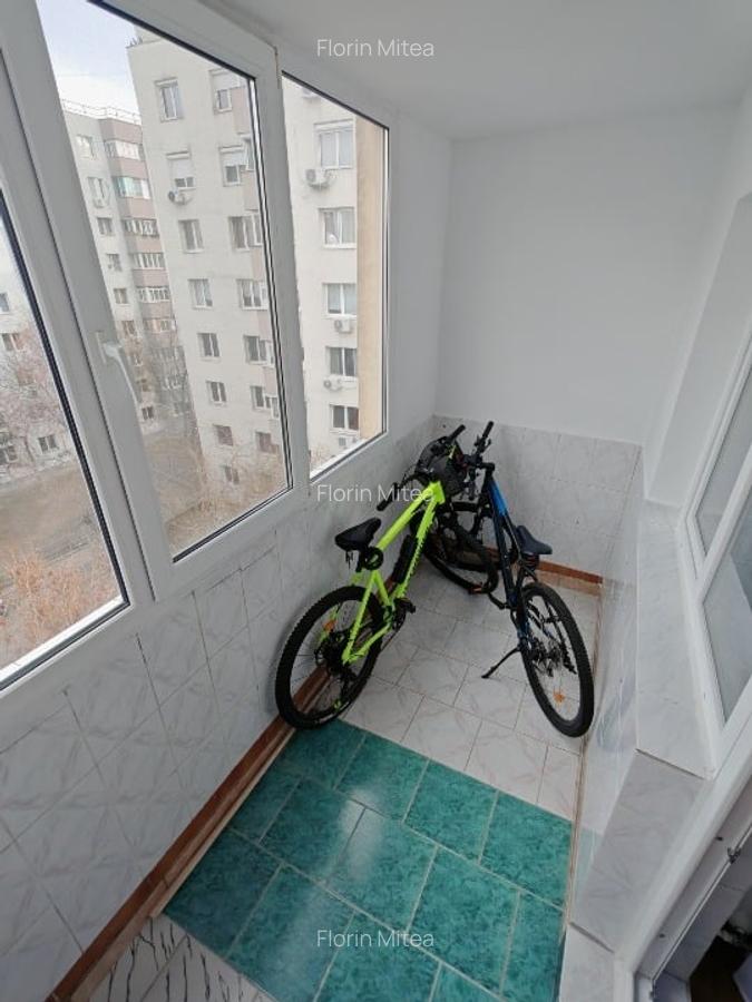 Vând apartament  2 camere, 55 MP, Decomandat, an 1984, Reabilitat, ferestre noi. - 5