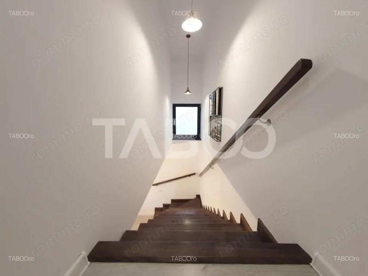 Casa moderna de inchiriat cu 4 camere si curte in Selimbar - 11