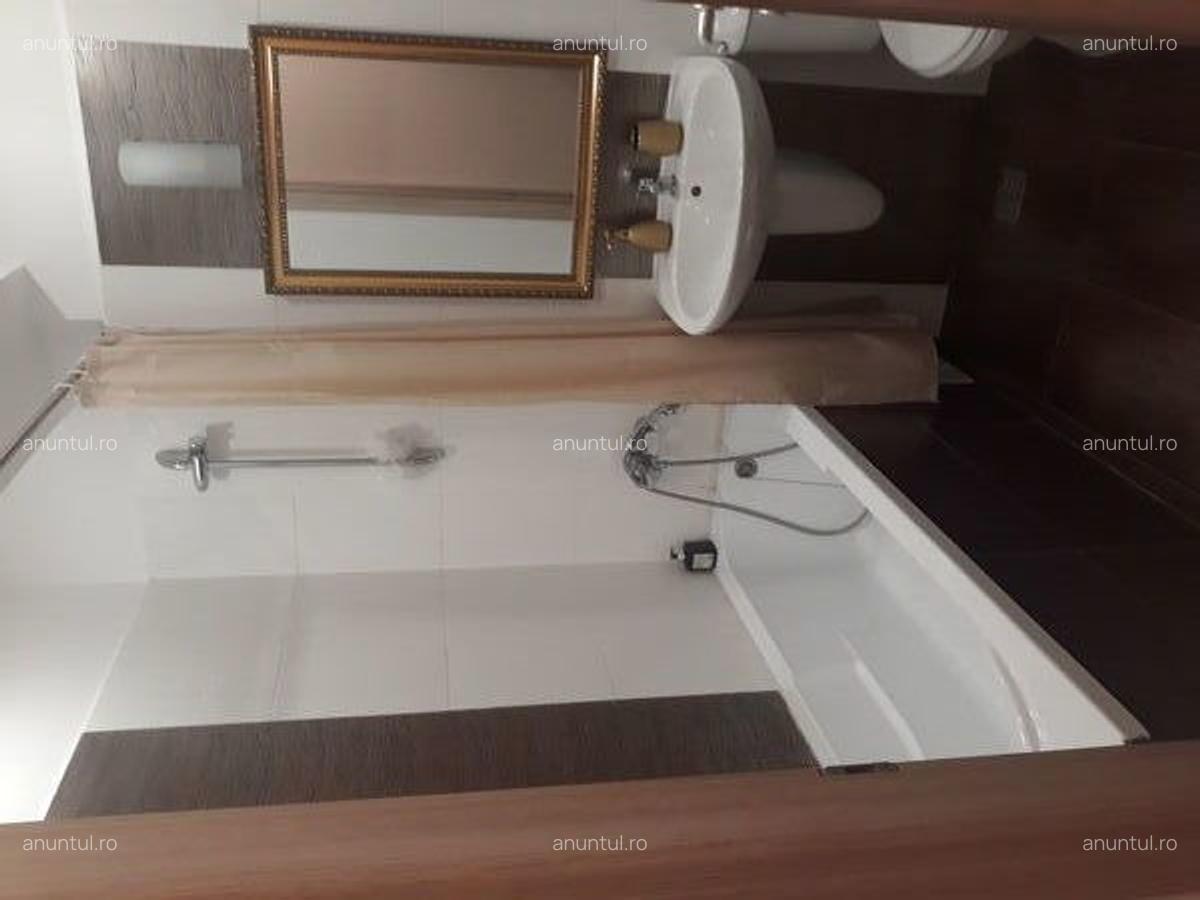 13 Septembrie, garsoniera lux, stradal, proprietar - 11