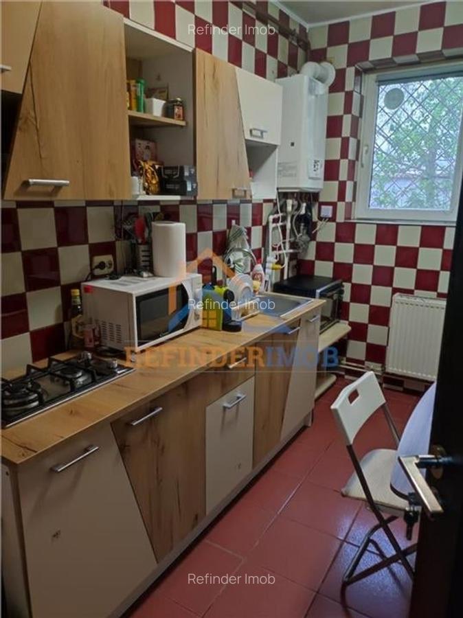 Apartament cu 3 camere semidecomandat, mobilat în Cotroceni - 11