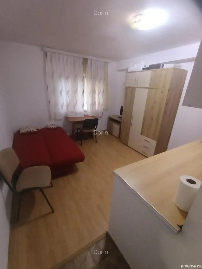 Chiar in Complexul Studen?esc,19 mp,Ocupabila Imediat, Merita Vazuta Sigur,200 E - 3