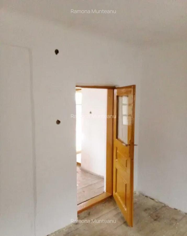 Proprietar casa in comuna Manesti, sat Coada Izvorului, Prahova - 6