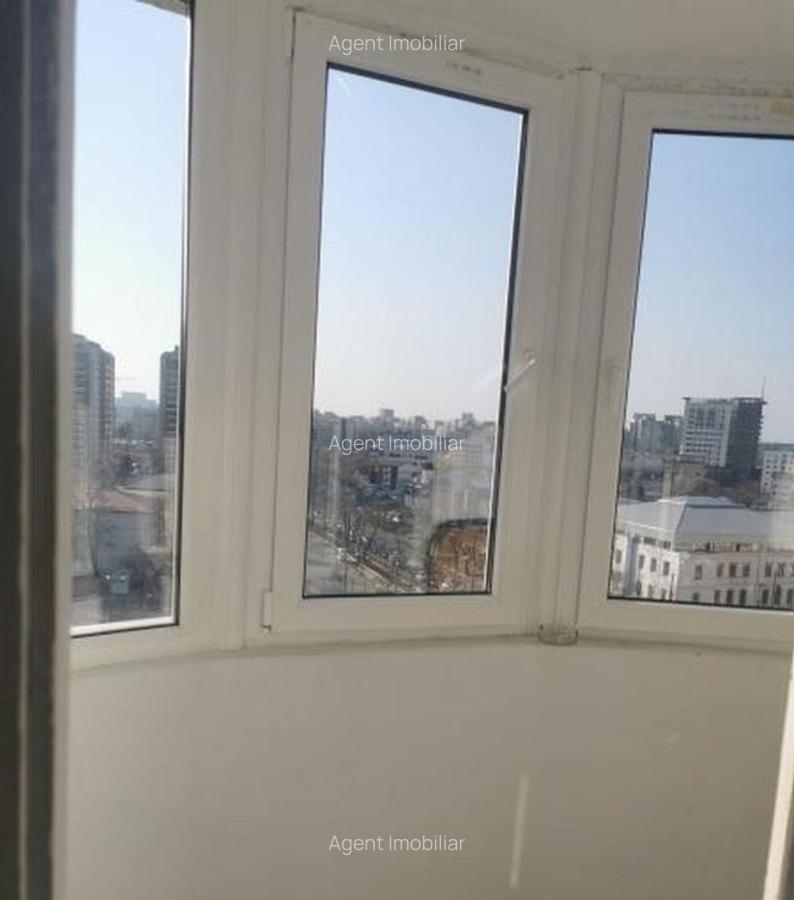 Dristor etaj 10 camil ressu mc donalds - 1