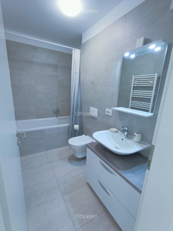 Mall Coresi - apartament 2 camere decomandat - boxa - loc de parcare propriu - 8