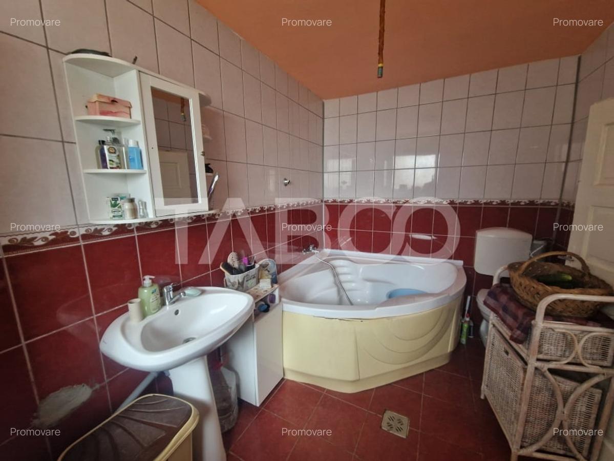 Casa individuala 3 camere cu teren de 446 mp Rasinari Sibiu - 9