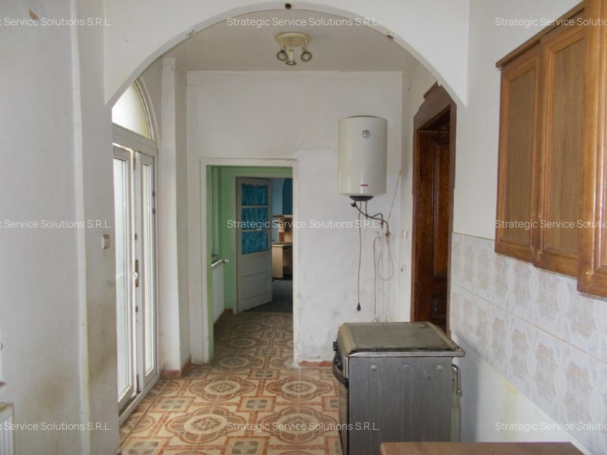 Casa batraneasca,  parter,  Dudestii Noi, 5 camere, teren 870mp - 2
