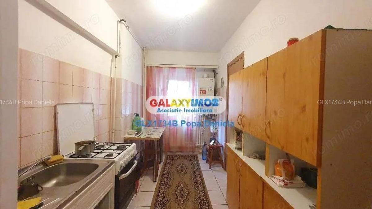 Vanzare 3 camere decomandat etaj 2 bloc 1988 Calea Vacaresti - 9