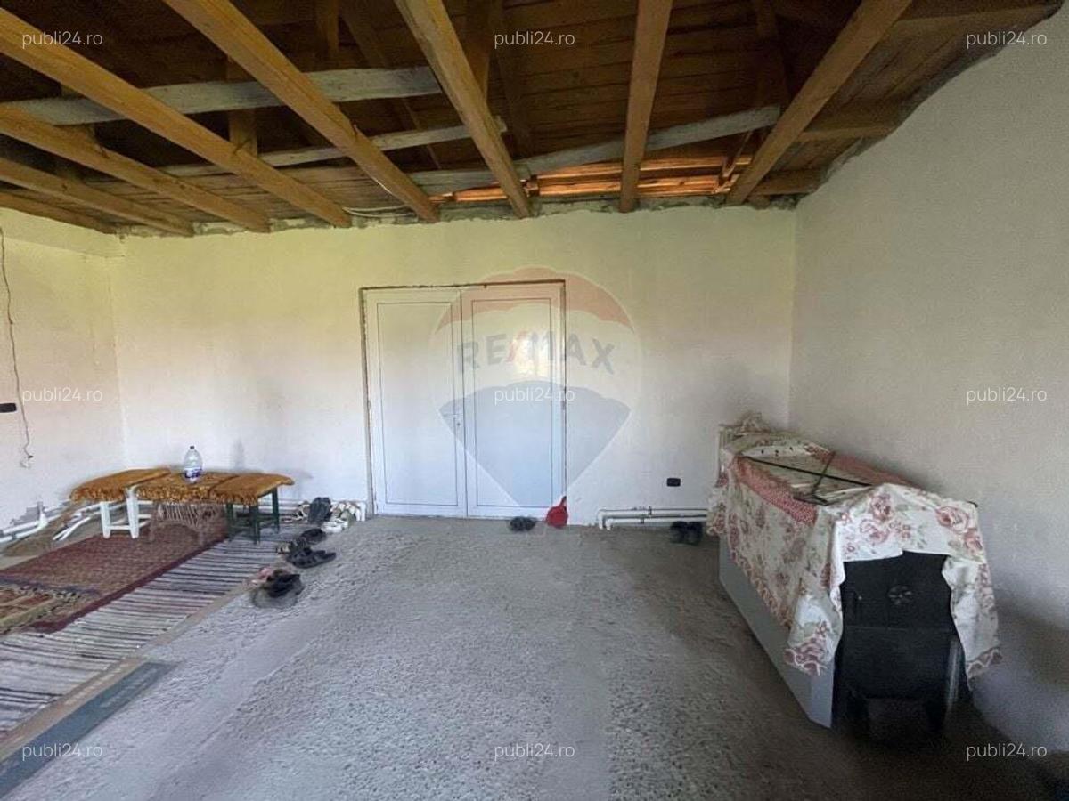 Casa / Vila cu teren Calineii Noi - 16