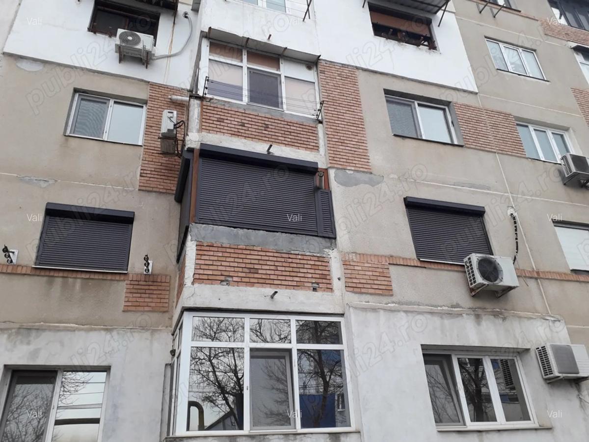 Vand apartament cu 2 camere decomandat etaj 1 Calarasi str Progresul - 1 Vand apartament cu 2 camere decomandat etaj 1 Calarasi str Progresul - 1