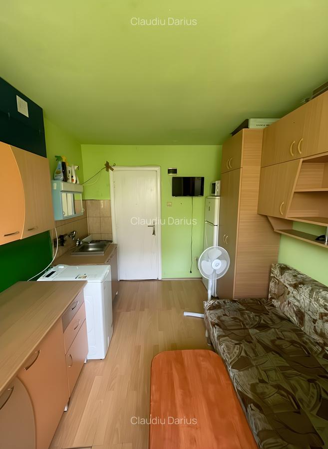 Garsoniera - Take Ionescu - Baie Comuna! - 3