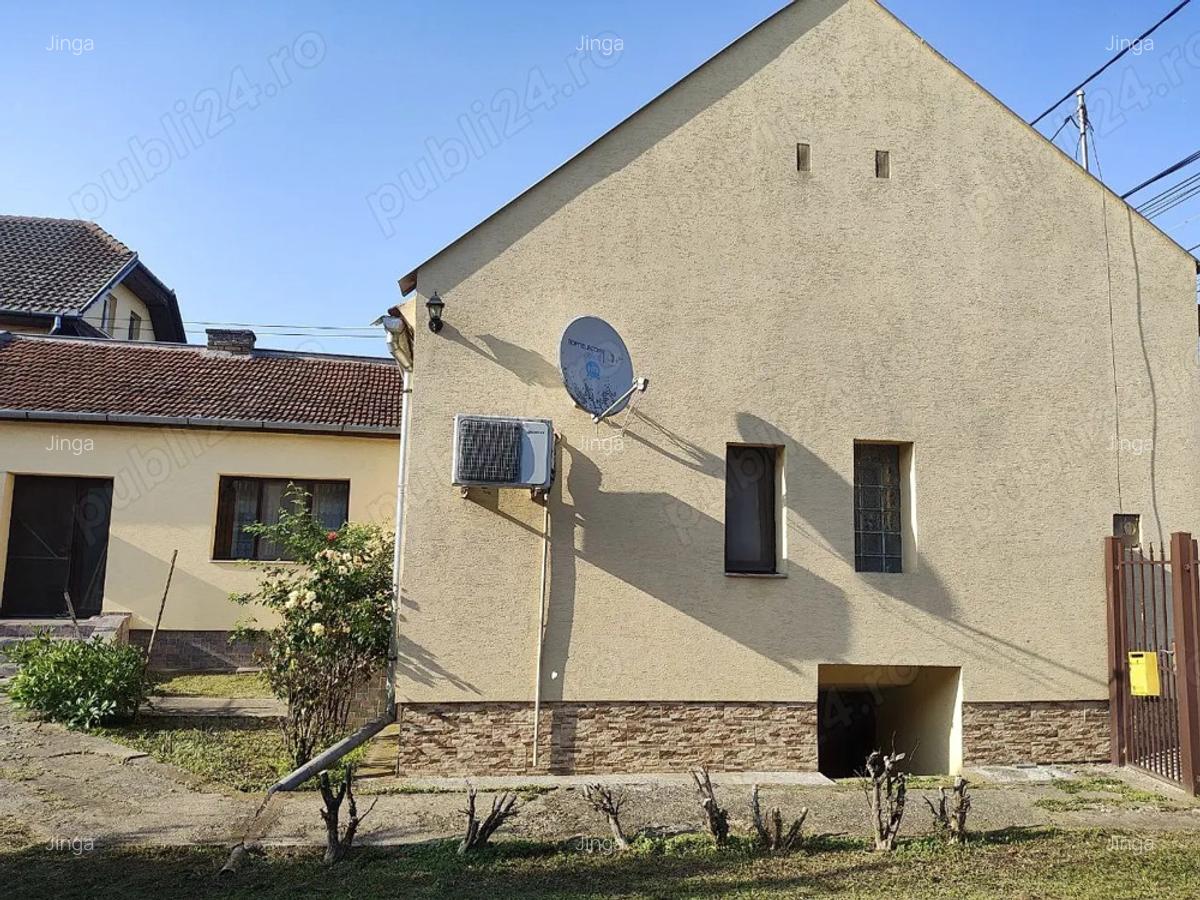 Casa si teren de vanzare - 9