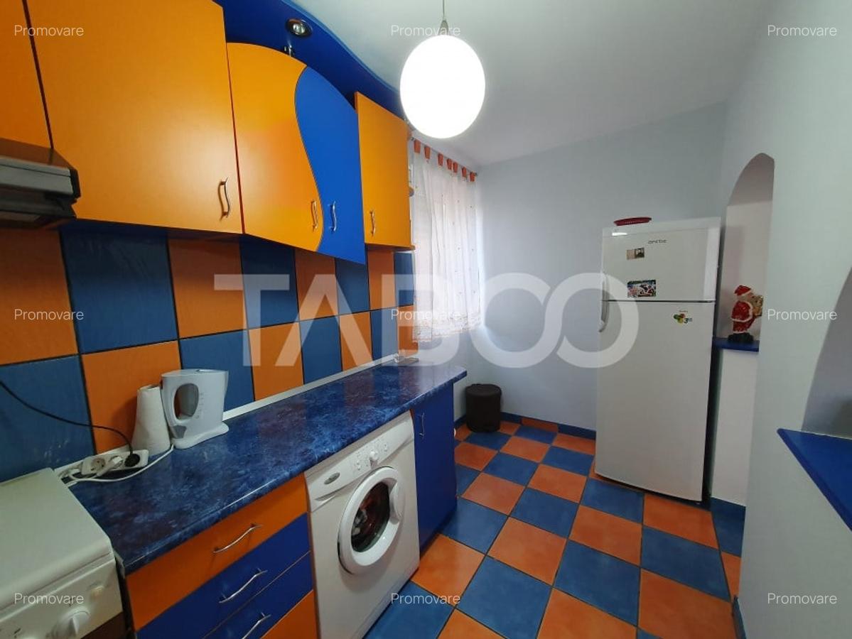 Casa individuala cu 7 camere 2 fronturi 1000 mp teren in Sura Mare - 15