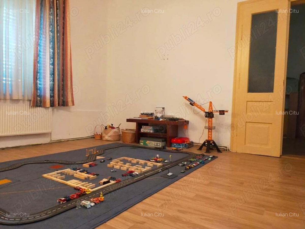 Vand Casa Individuala - 8