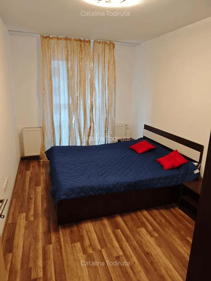 Apartament cu 2 camere decomandat în Tractorul - 2