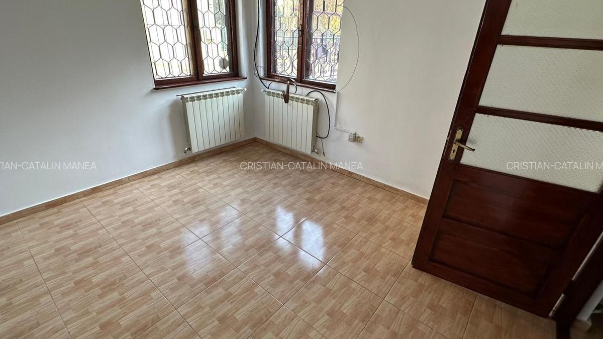 Casă de închiriat în zona Faleza Nord - 23